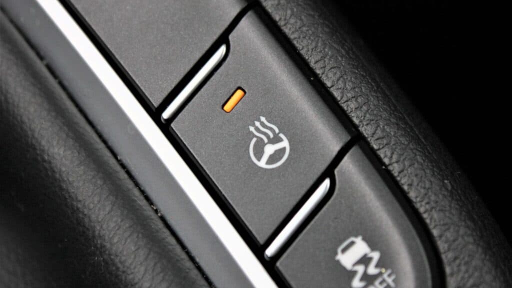 Heated steering wheel