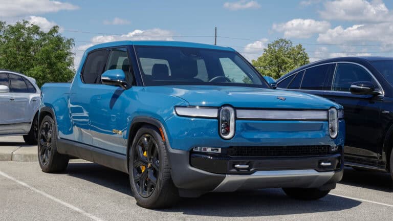 Rivian R1