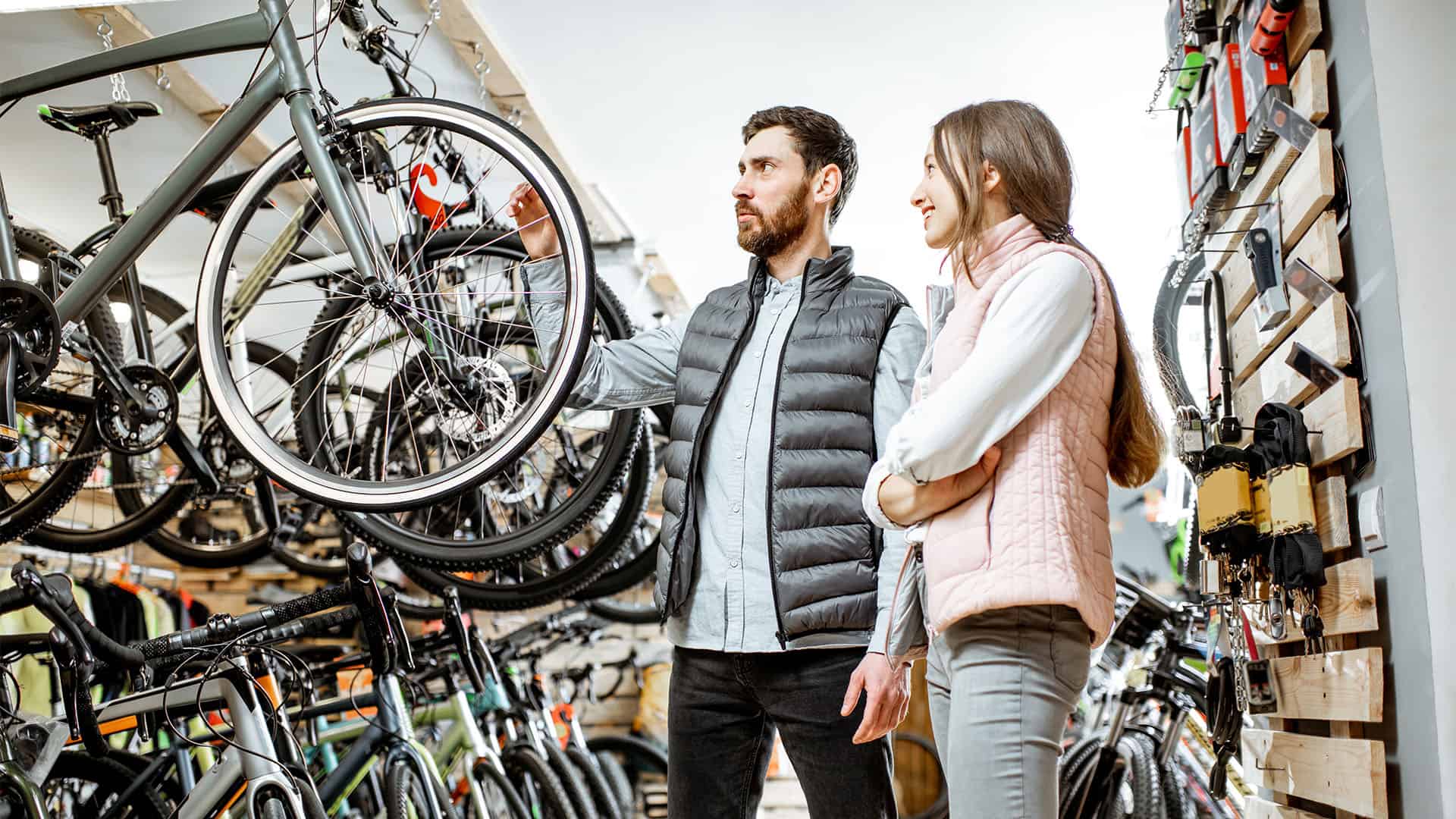 bike store choosing a bike