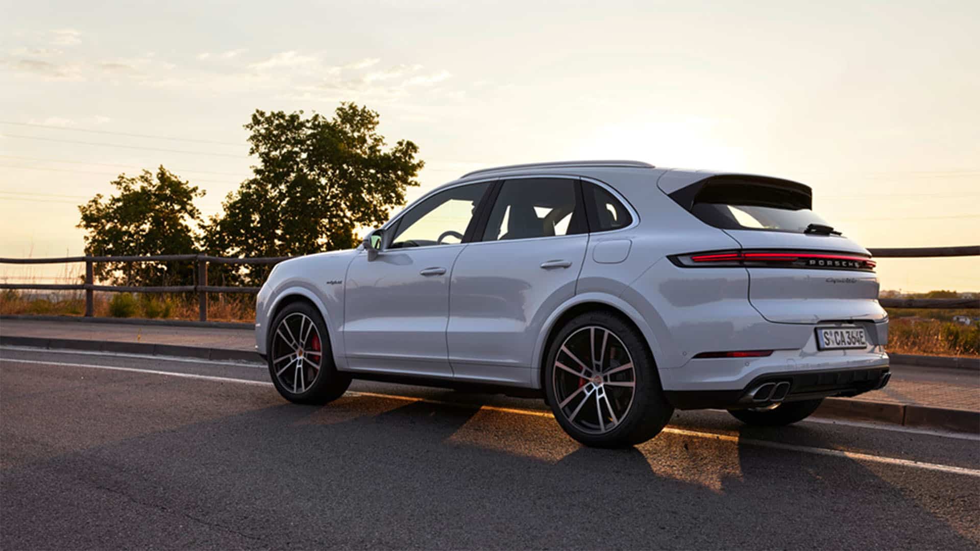 Porsche Cayenne Coupe Turbo E-hybrid