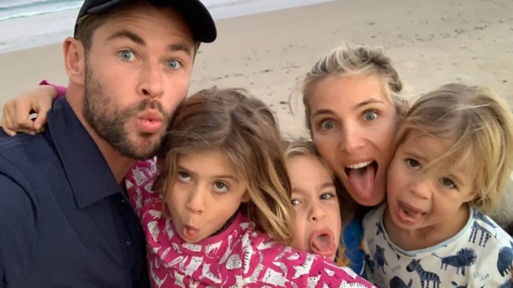Chris Hemsworth with wife and kids