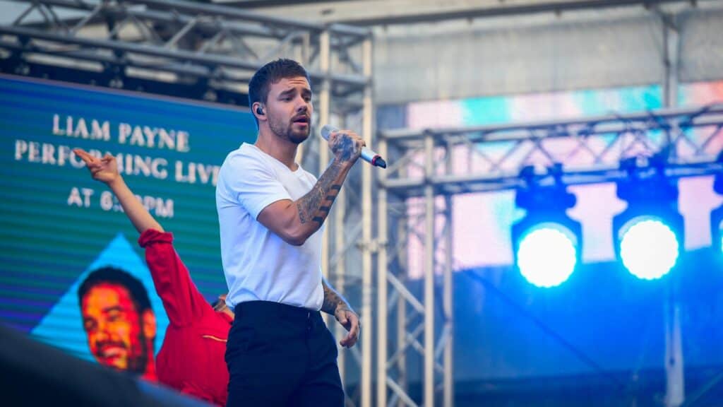 Liam Payne performing