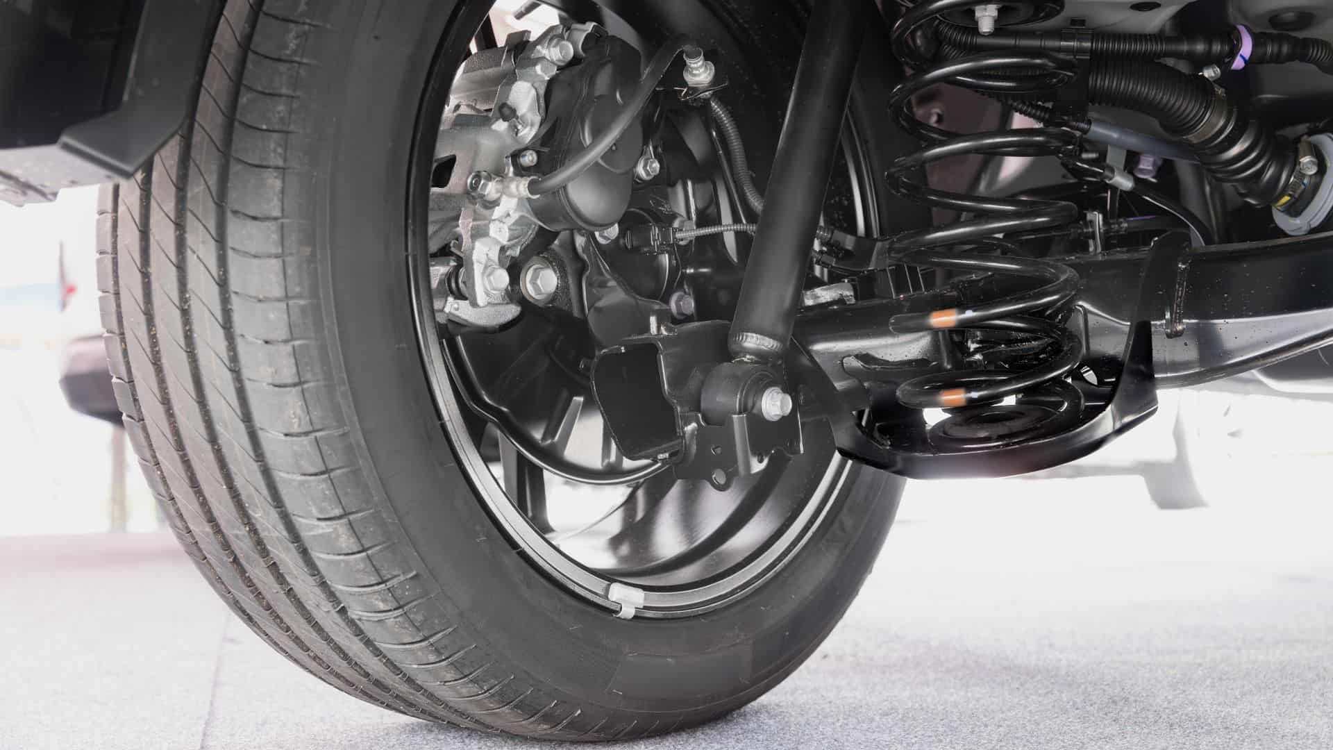 Electric vehicle tire and suspension 