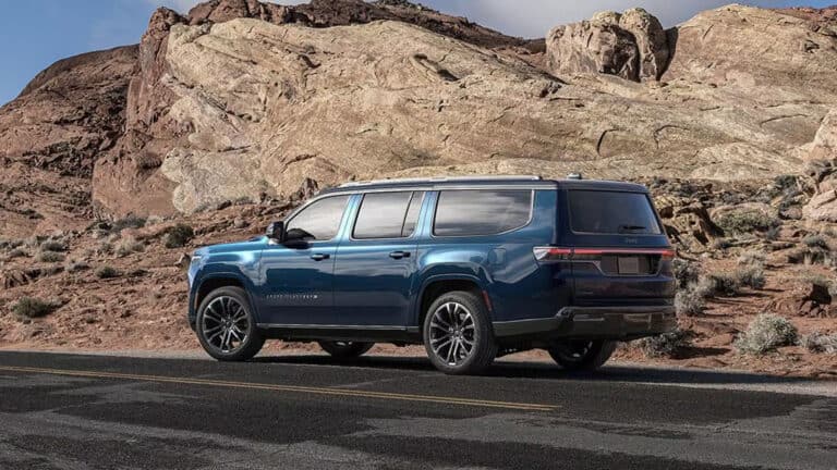Jeep grand wagoneer