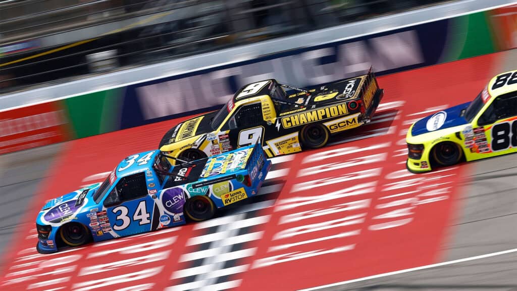 Nascar racing