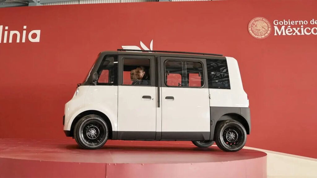 Olinia-EV-Mexicos-first EV